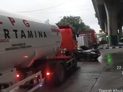 Ada Gangguan di Pintu Masuk Pelabuhan Priok, Jalan Yos Sudarso Jakut Macet