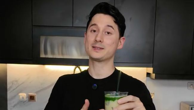 Bikin Baper! 5 Potret Nino Fernandez Masak Spesial Buat Steffi Zamora Setelah Melahirkan