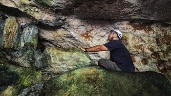 FOTO: Lukisan Gua Tertua Berusia 67.800  Ribu Tahun dari Pulau Muna