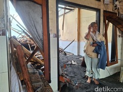 25 KK Terdampak Banjir Rob, 5 Rumah Warga Bugis Mataram Rusak Parah