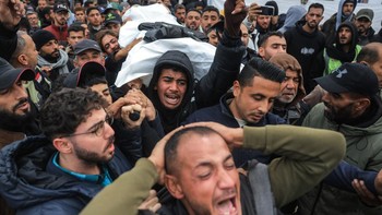 FOTO: Serangan Udara Israel Tewaskan 3 Jurnalis di Gaza