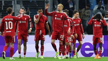 Berita Olahraga Terkini CNN Sport : Liverpool Disebut Bodoh Bayar Rp1,3 Triliun untuk Bek Rennes