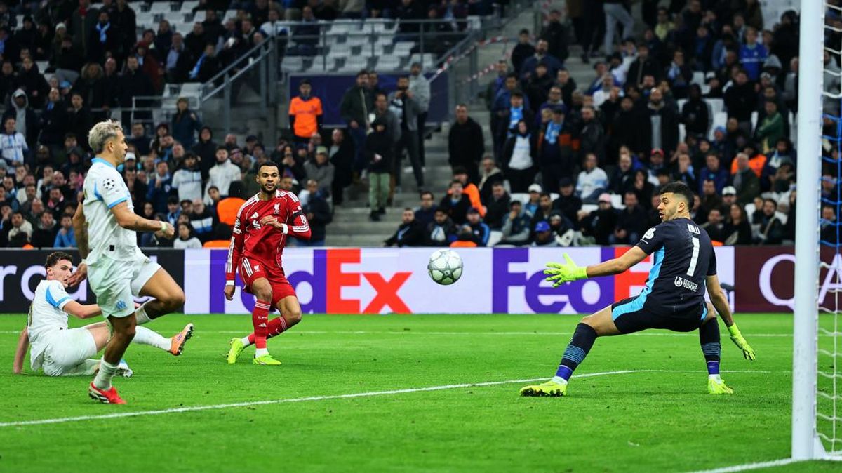 FOTO: Liverpool Ganas Lagi di Liga Champions