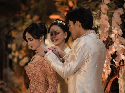 Jadi Sorotan, Ini Harga Kalung Lamaran Syifa Hadju dari El Rumi