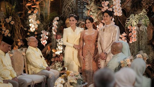 Beda Penampilan Maia dan Mulan Jameela di Lamaran El Rumi, Mewah Vs Minimalis