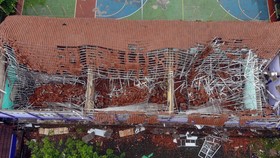 FOTO: Atap SMAN 2 Gunungputri Bogor Ambruk Imbas Hujan Deras