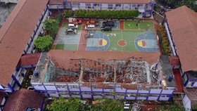 Atap SMAN 2 Gunungputri Bogor Ambruk Saat Hujan Deras