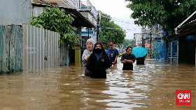 Banjir di Kelurahan Petir Tangerang Meluas, Rendam Ratusan Rumah