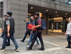 Bareskrim Geledah Kantor Dana Syariah Indonesia di Jaksel