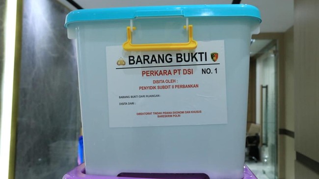 Komisi Pemberantasan Korupsi (KPK) resmi menetapkan 4 pejabat KPP Madya Jakarta Utara sebagai tersangka dugaan korupsi pemeriksaan pajak.