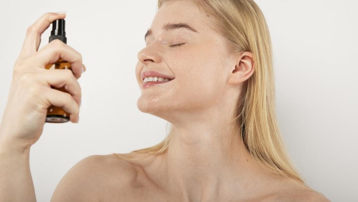 BeauPicks: 4 Rekomendasi Face Mist untuk Wajah Segar & Lembap