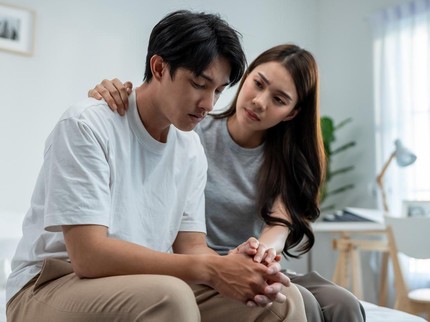 7 Cara Meluluhkan Hati Suami yang Keras dan Egois