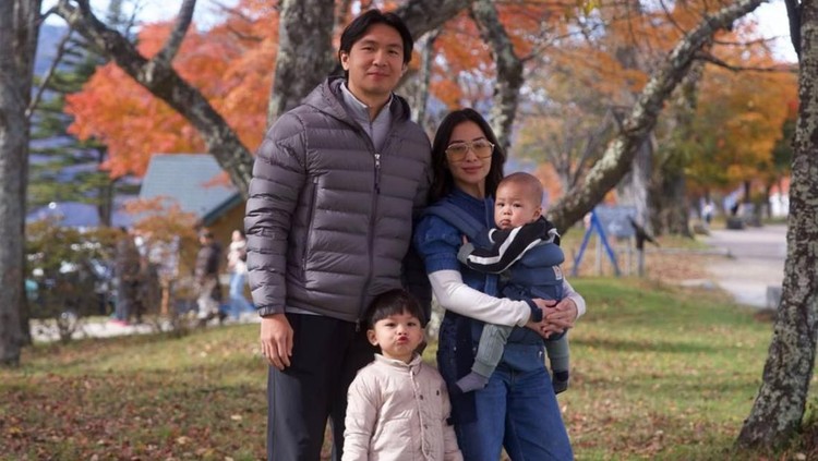 Nikita Willy Bagikan Tips Memilih Baju Anak saat Traveling&comma; Kenyamanan Nomor Satu