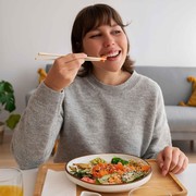 3 Makanan yang Bisa Bantu Bakar Lemak Perut