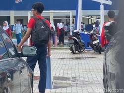 Pemkot Depok Janji Segera Lengkapi Meja-Kursi Kurang di 17 Kelas SMPN 3