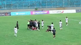Viral Pemain Persekam Pukul Wasit di Liga 4 Jatim