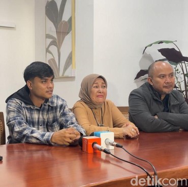 Reaksi Ressa Jika Tak Dianggap Anak oleh Denada Setelah Tes DNA