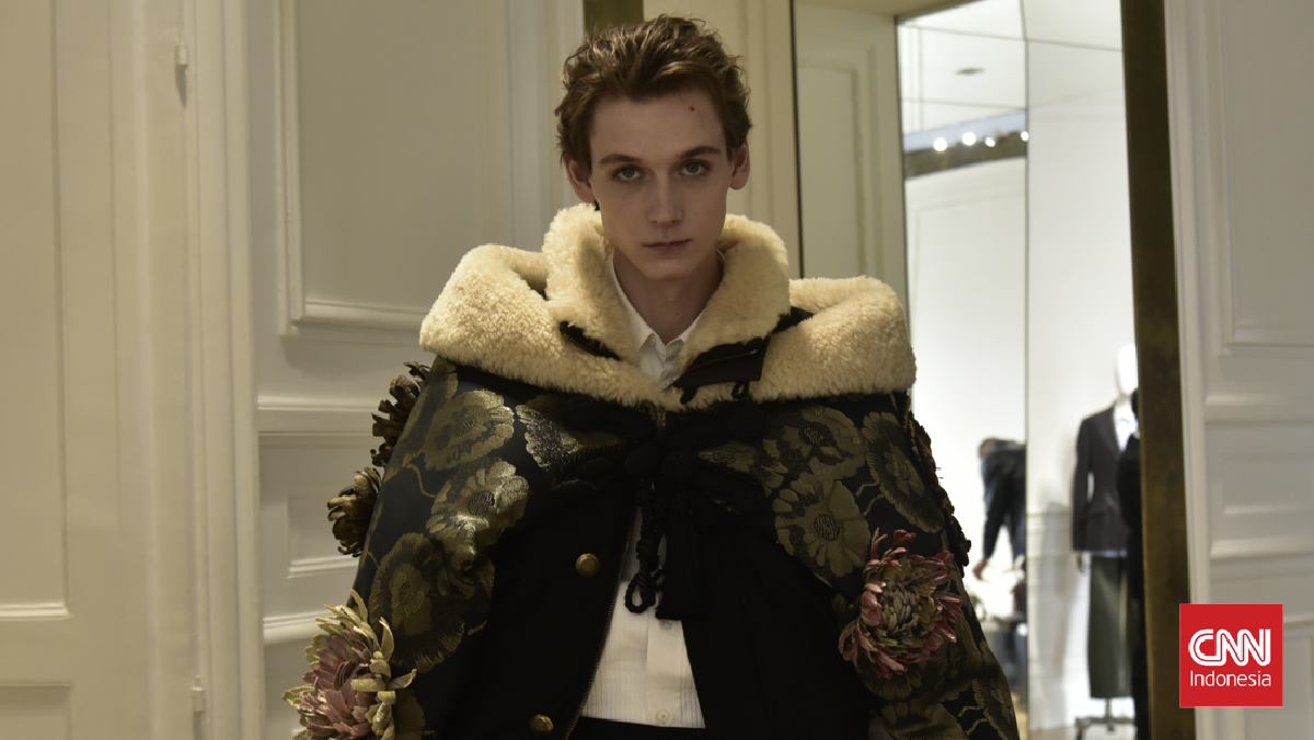Rekonstruksi Gaya Aristokrat Modern Jonathan Anderson untuk Dior Men