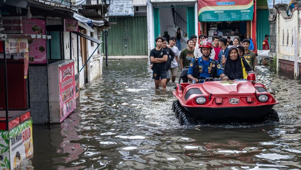 19 RT di Jakarta Masih Tergenang Banjir Minggu Pagi