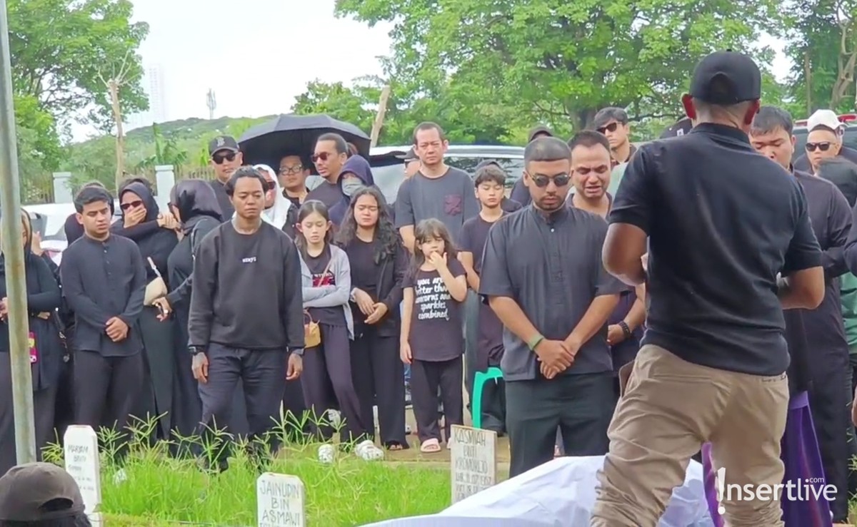 Pemakaman Lula Lahfah