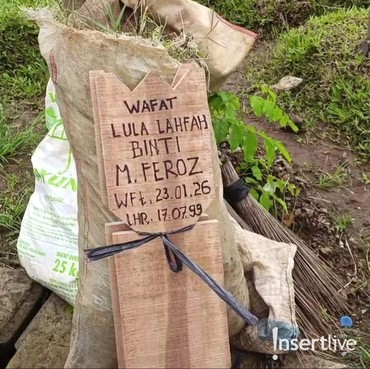 7 Momen Pemakaman Lula Lahfah Diiringi Isak Tangis Keluarga & Sahabat