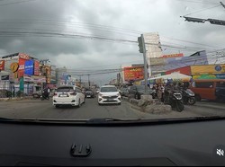 Viral Pemobil LCGC Lawan Arah di Cikarang, Ditegur Malah Ngomel