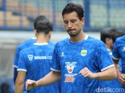 Thom Haye Jadi Otak Pesta Gol Garuda di Bogor