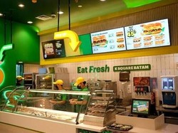 Restoran Subway Pertama di Batam Resmi Dibuka