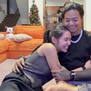 Usai Selesai Ziarah, Reza Arap Pamit Sambil Tersenyum ke Makam Lula Lahfah: Dadah...