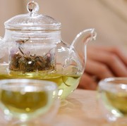 5 Kelompok Orang yang Sebaiknya Tidak Minum Teh Hijau, Kamu Termasuk?