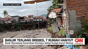 VIDEO: Banjir Terjang Brebes, Tujuh Rumah Hanyut