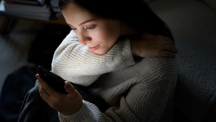 5 Cara Mengatasi Perasaan Dikucilkan dan Diabaikan