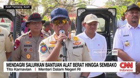 VIDEO: Mendagri Salurkan Bantuan ALat Berat Hingga Sembako