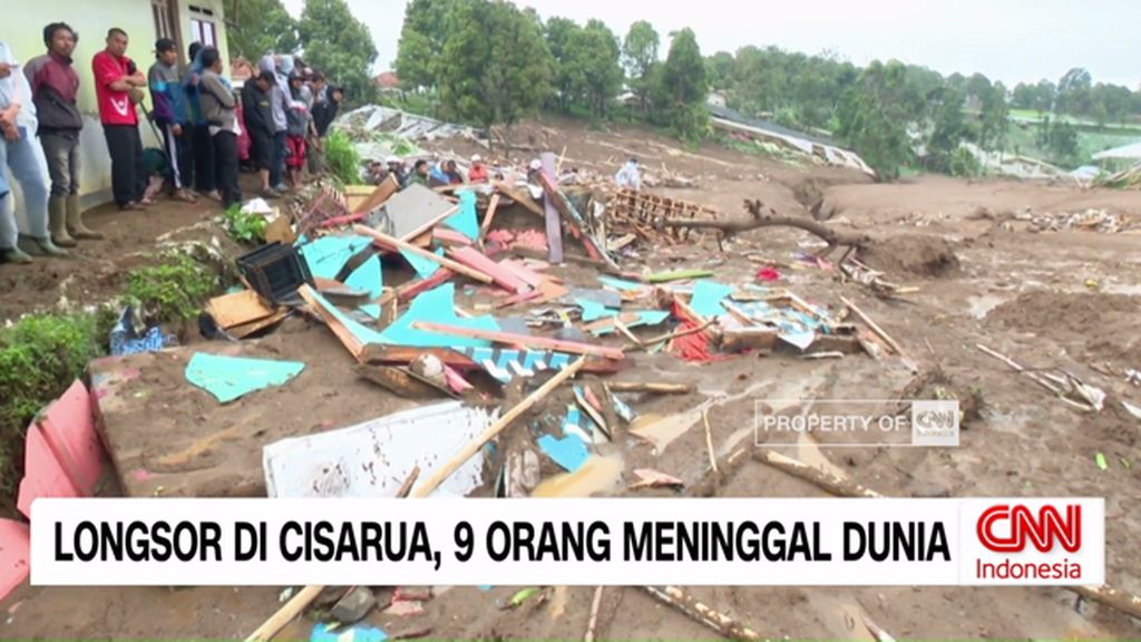 VIDEO: Longsor di Cisarua, 5 Orang Meninggal Dunia