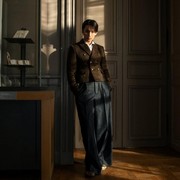 Simak 5 Gaya Mingyu SEVENTEEN Hadiri Dior Winter 2026-2027 Show, Jadi Pusat Perhatian