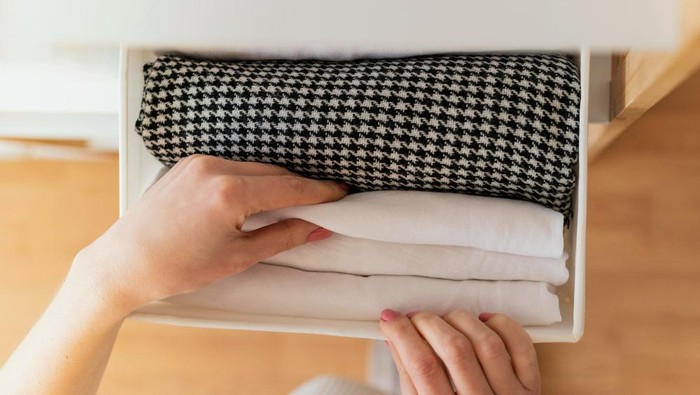 3 Bahan Pakaian Terbaik untuk Digunakan di Cuaca Panas