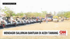 VIDEO: Mendagri Salurkan Bantuan untuk Warga Aceh Tamiang