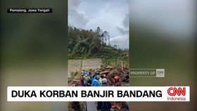 VIDEO: Duka Mendalam Korban Banjir Bandang Lereng Gunung Slamet