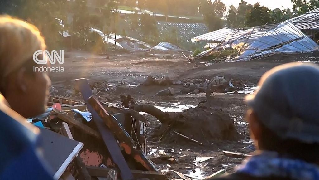 Polda Jabar Terima 10 Kantong Jenazah Korban Longsor Cisarua