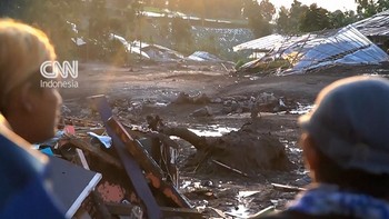 Polda Jabar Terima 10 Kantong Jenazah Korban Longsor Cisarua