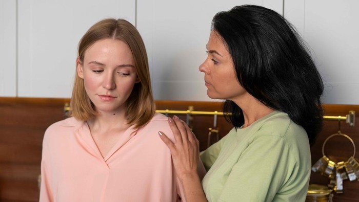 5 Ucapan yang Niatnya Mendukung, tapi Bikin Orang Lain Merasa Nggak Didengar