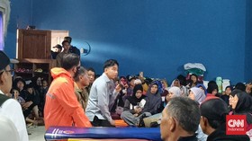 Wapres Tinjau Pengungsi Longsor Bandung Barat