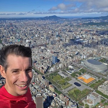 Taklukkan Gedung Taipei 101, Alex Honnold Bongkar Jumlah Bayaran dari Netflix