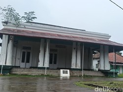 Nasib Gedong Duwur, Bekas Pusat Kendali Kolonial di Indramayu