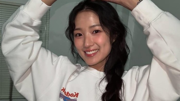 Get The Look: Pinkish Makeup ala Kim Hye Yoon