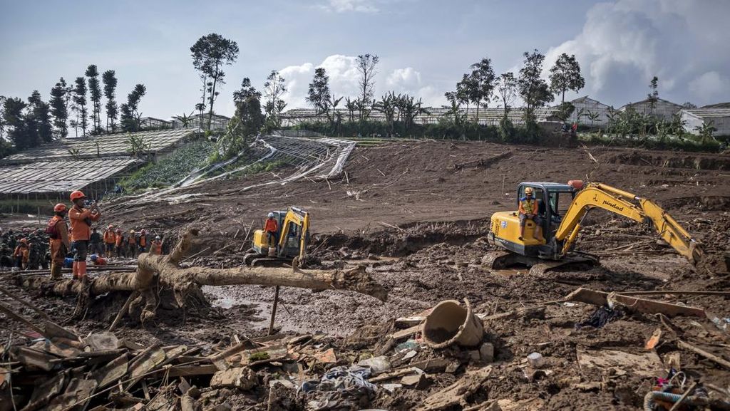 Pemprov Jabar Buat Tim Investigasi Kerusakan Alam soal Longsor Cisarua