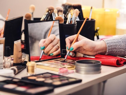 Jurusan Tata Rias di Indonesia: Daftar Universitas hingga Gelar yang Disandang