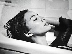 Riwayat Luka Manohara