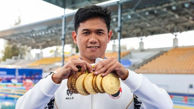 Jendi Pangabean menjadi atlet Indonesia paling sukses di ASEAN Para Games 2025, yang berlangsung pada Januari 2026, dengan menyabet tujuh medali emas.