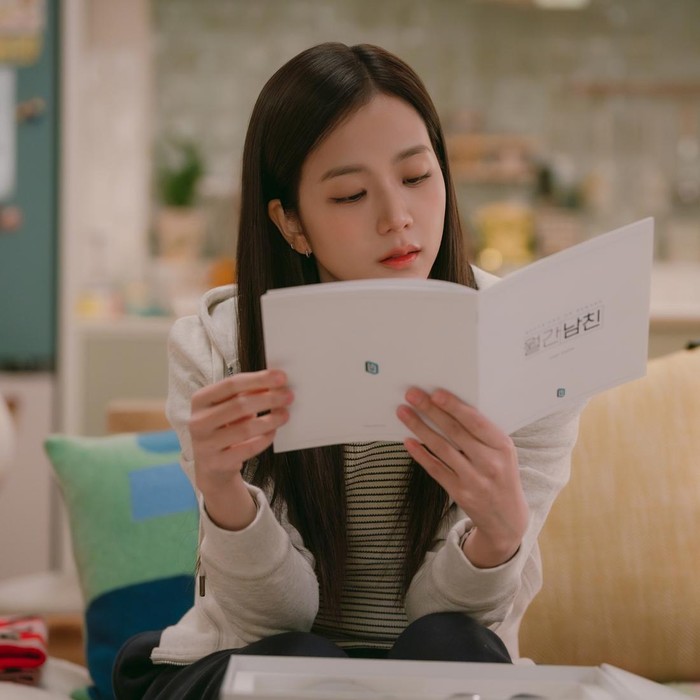 Jisoo BLACKPINK comeback dengan membintangi drama Boyfriend on Demand di 2026.